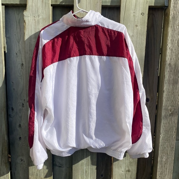 Vintage Nike white and burgundy zipup windbreaker - Picture 4 of 4